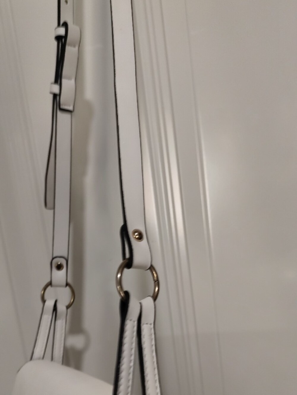 Tory Burch White Leather Crossbody with Logo Medallion - Picture 8 of 15